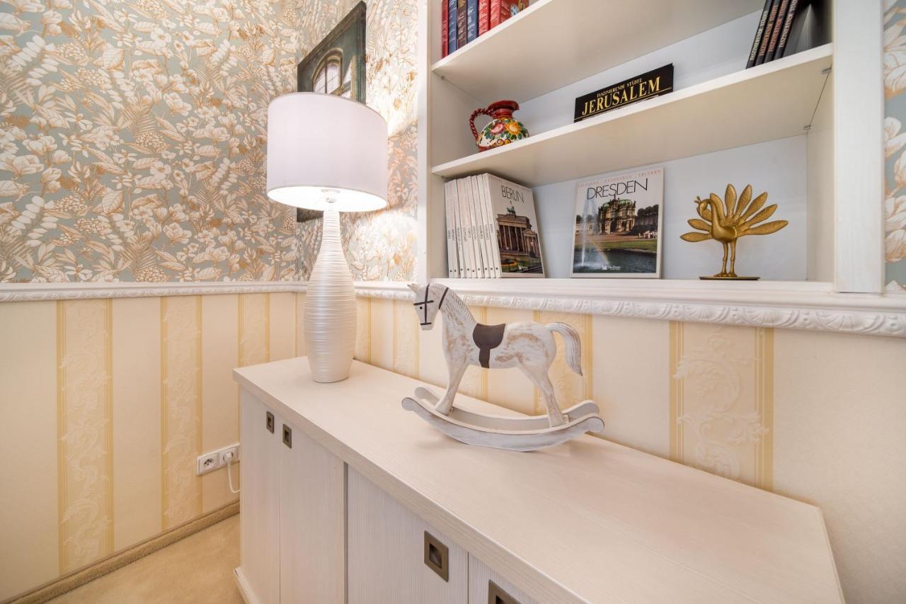 La Fleur Apartment